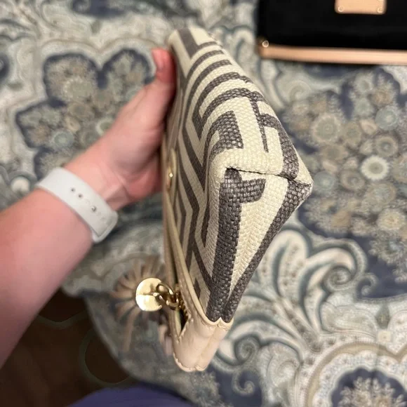 Spartina Tassel Wristlet - Picture 3 of 6